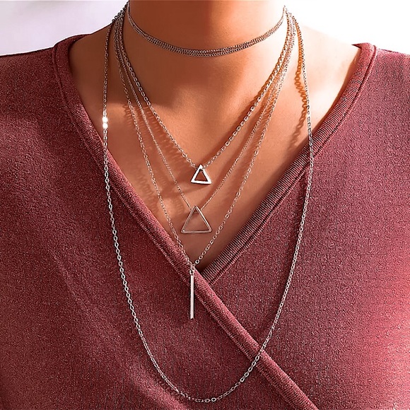 ⚜️[𝟯/$𝟭𝟴]⚜️NEW 6 Layered Long Silver Triangle Charms Necklace - Picture 5 of 8